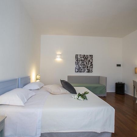 ガラティーナ Li Pappi Antico Casale Bed & Breakfast 部屋 写真