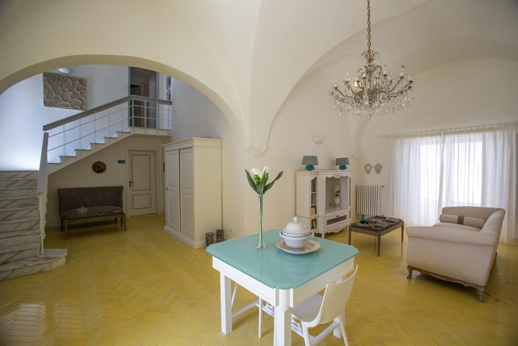 ガラティーナ Li Pappi Antico Casale Bed & Breakfast エクステリア 写真