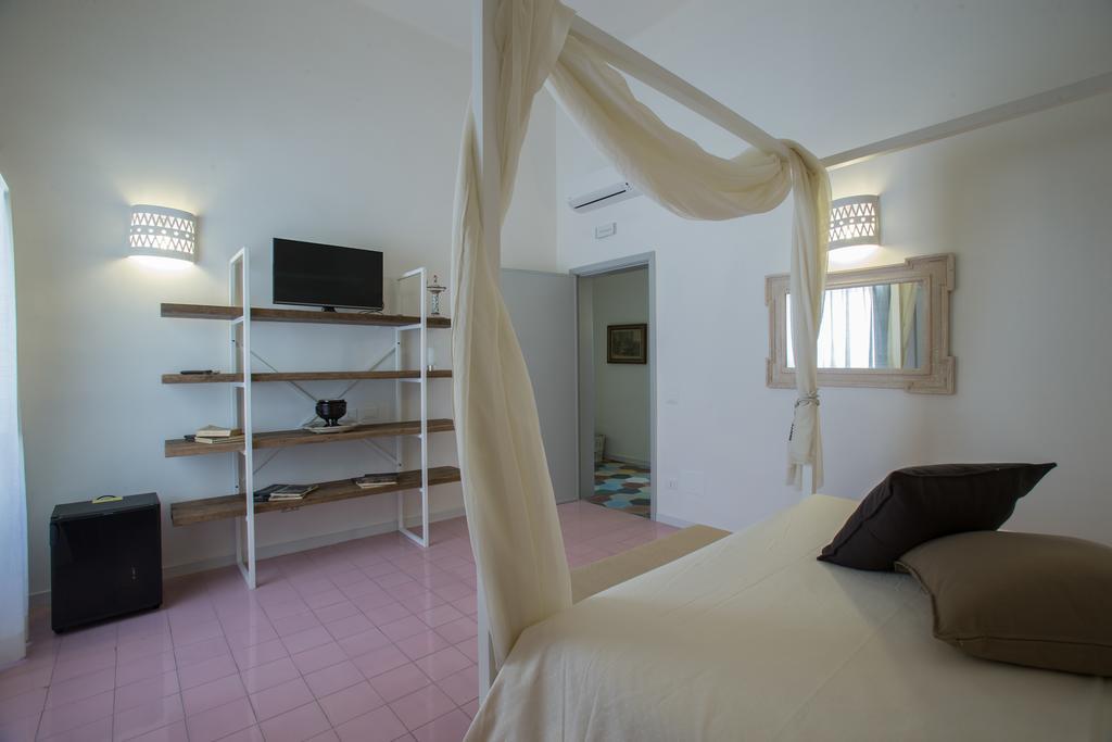 ガラティーナ Li Pappi Antico Casale Bed & Breakfast エクステリア 写真
