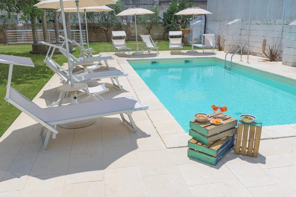 ガラティーナ Li Pappi Antico Casale Bed & Breakfast エクステリア 写真