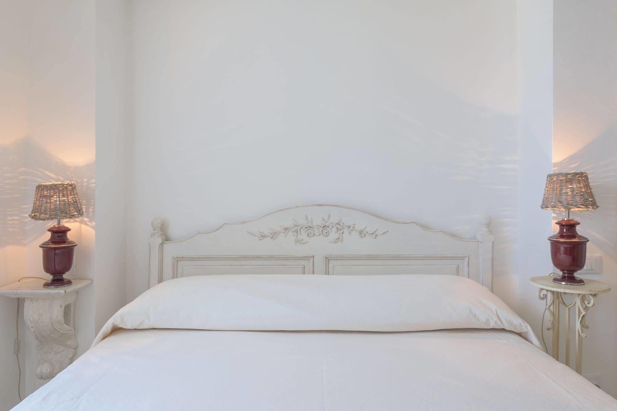ガラティーナ Li Pappi Antico Casale Bed & Breakfast エクステリア 写真