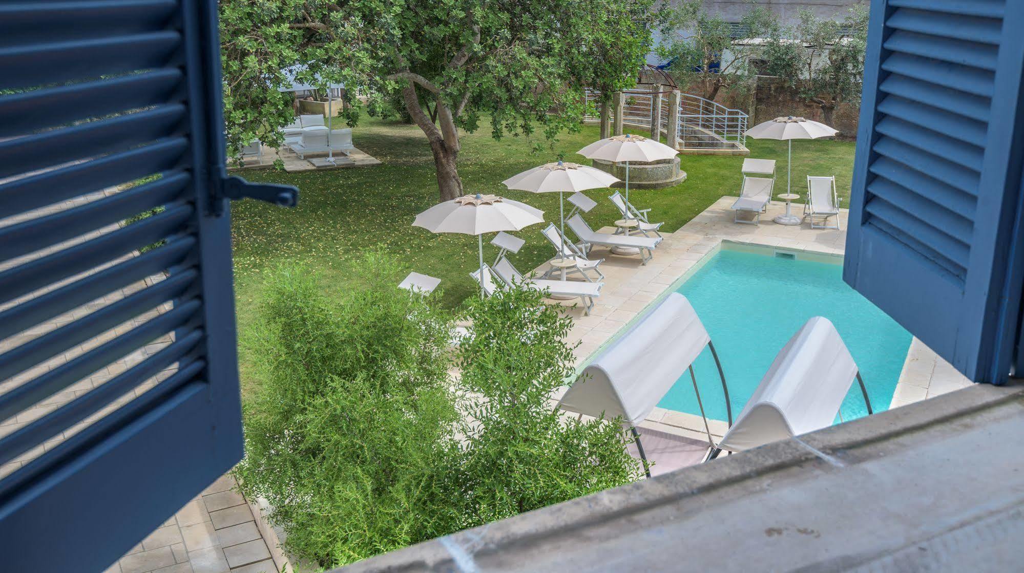 ガラティーナ Li Pappi Antico Casale Bed & Breakfast エクステリア 写真